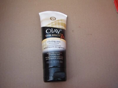 $19.88 • Buy Olay Total Effects 7 In 1 Refreshing Citrus Scrub Cleanser 6.5 Oz RARE LAST ONES