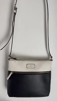 Authentic Kate Spade Bag • $65