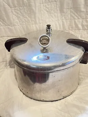 Presto  Pressure Cooker Canner No. 7 16 Qt With Jar Lifter And Original Book • $25