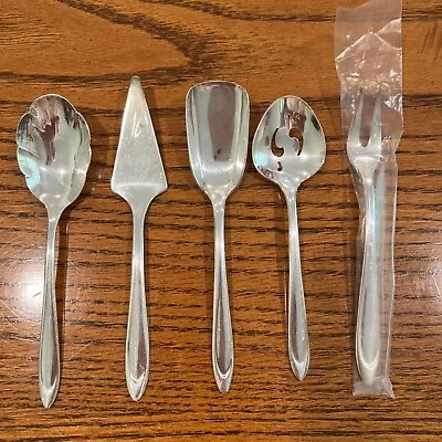 Vintage Meriden Silverplate 5 Piece First Lady Hostess Set • $12.96