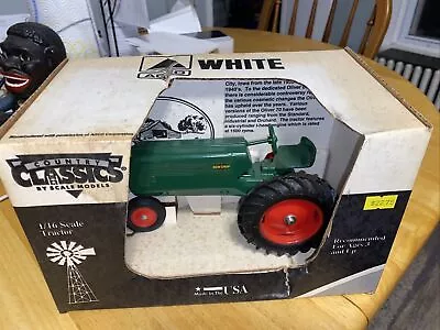 Vintage Row Crop 70 - 1/16 Country Classic Tractor  Oliver • $39