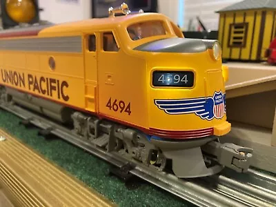 Menards Union Pacific O Guage Powered F3 Locomotive & Caboose  • $225