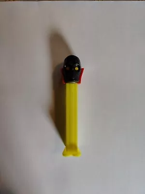 PEZ Misfit Black Head Skull ( Yellow Stem On Card ) • $40