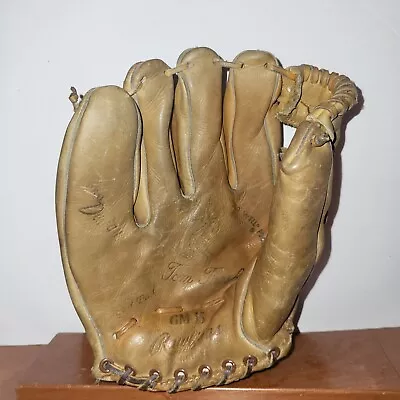 Vintage Rawlings Tom Tresh Glove • $14.99