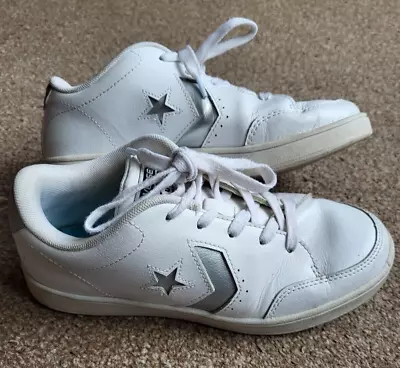 Size UK 2 Converse Youth Lifestyle Star Court Ox Sneaker White Silver Leather • £14.99