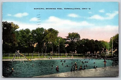 Postcard Municipal Swimming Pool Marshalltown Iowa 1945 V106 • $1.99