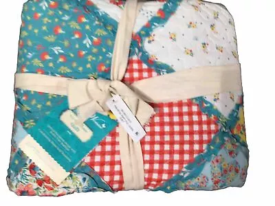 PIONEER WOMAN Reversible Floral Quilt  Queen With Shams • $64.45