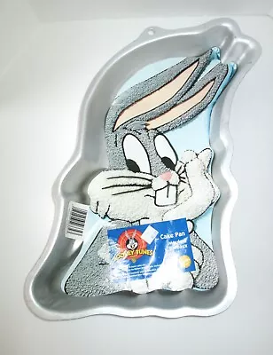 Wilton 2001 Bugs Bunny Looney Tunes Cake Pan Aluminum Mold With Tags • $9.20