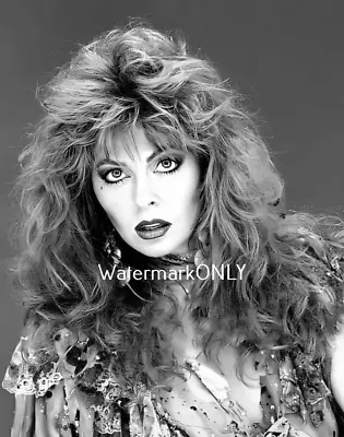 Cassandra Peterson  Elvira   Mistress Of The Dark  SEXY  Pin-Up  PHOTO! #(C107) • $9.99