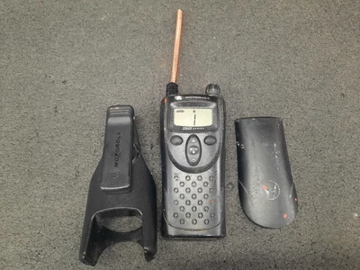 $8.35 • Buy Motorola XV1100 VHF Handset Radio With Clip Well Used Works
