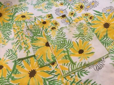 Vintage Vera Neumann BLACK EYED SUSAN 60 X 80 Tablecloth W/Three Napkins • $76