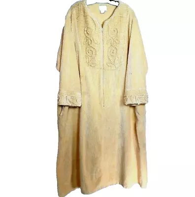 Vintage Comfort Choice Womens Chenille Robe Size 3X Yellow Kaftan Full Zip • $64.99