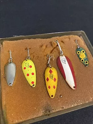 NEW Lot Of 5 1960s VINTAGE LOU EPPINGER  DARDEVLE  DARE DEVIL METAL SPOON LURES • $49.95