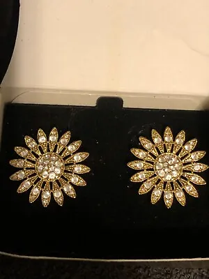 Vintage Avon 1997 NIB Bold Starring Gold Plated Sunflower Pierced Earrings • $24.99