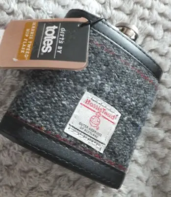 £7 • Buy New With Tag Harris Tweed Totes 6 Oz Hip Flask