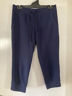 $15 • Buy UNIQLO ACTIVE JOGGER NAVY CROPPED PANTS. Small