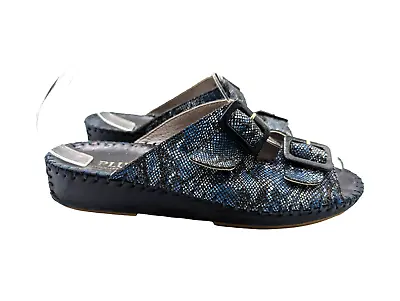 La Plume Jen Blue Snake Skin Double Strap Buckle Slides Sandals Size 37 US 6.5 • $39.99