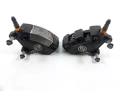 2014 Harley VRSCF Muscle V-Rod Front Brake Caliper Set 44731-08 44732-08 • $229.99