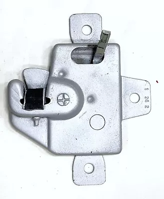 Original 1971-1973 Mustang D1ZZ-6361382-A Fastback Fold Down Seat Latch • $87