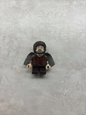 LEGO Frodo Baggins Minifigure Dark Bluish Gray Cape Hobbit LOTR Lor003 • $12.99