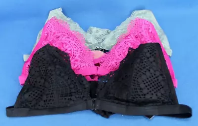 Victoria Secret Body Wireless Lined Bralette Bra Bundle Lot Size Large #E7536 • $14.99