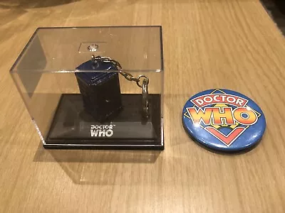 Dr Who Vintage Badge And Tardis Keyring. • £10