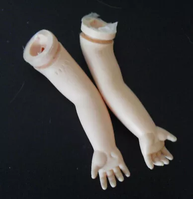 Vintage 1960s Vinyl Girl Doll Arms 3 1/2  Long • $17