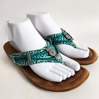 Minnetonka Turquoise Vegan Sandals Thongs  Silver Embellishments Leather Size 9 • $19.99