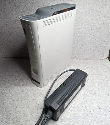 $29.99 • Buy Microsoft Xbox 360 White Console Only - Works - Disc Tray Issues SEE DESCRIPTION