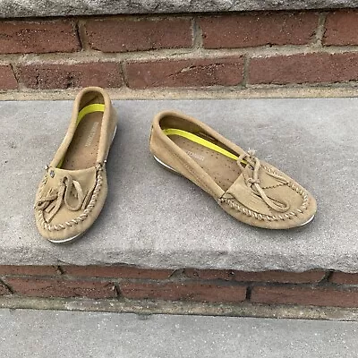 Minnetonka Moccasins Size 7 Tan Suede Slip-On Women’s • $21.97