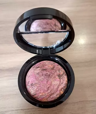 Stunning Baked Marble Eyeshadow In Starburst By Laura Geller 1.5g New • £9.97