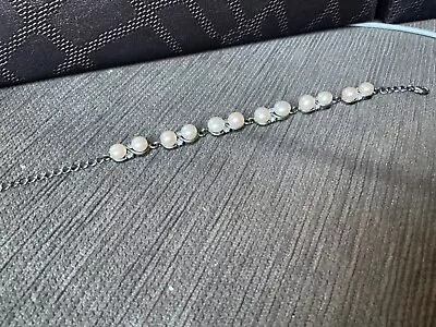 FREE POSTAGE: 20cm Long 1cm Wide SIMULATED PEARL BRACELET NWOT Unwanted Gift • $25.22