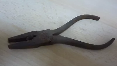 £3.99 • Buy Very Old Tools Vintage Small 5-1/2  Pliers #1177