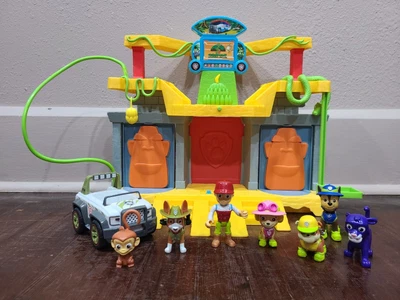 $39.99 • Buy Paw Patrol Jungle Rescue Monkey Temple Playset And Figures