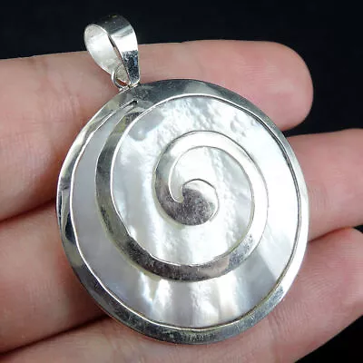 925 Sterling Silver Spiral Design Mother Of Pearl Pendant Jewellery MOPP-80 • $7.37