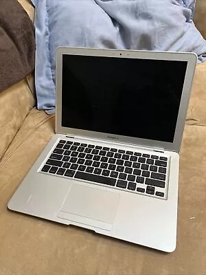 Apple MacBook Air 2008 NO HDD AS/IS • $45