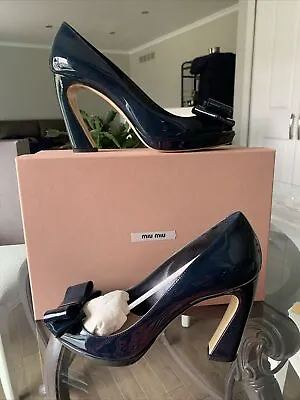 MIU MIU Blue Patent Leather Bow Vamp Detail Peep Toe Curved Heels Pumps 39 • $120