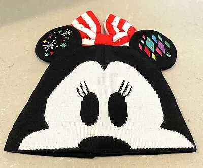 Disney Minnie Mouse Knit Lined Light-Up Blinking Light Christmas Beanie Hat • $20