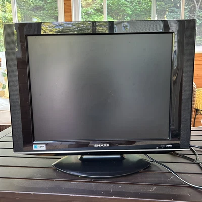 $85 • Buy Sharp LIQUID CRYSTAL TV 20” MODEL LC-20SH7U No Remote, Good Working Order.