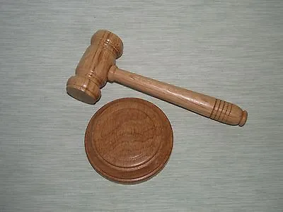 Small Oak Gavel And Block Traditional Pocket Palm Gavel Auctioneer Best Man  • £18.99