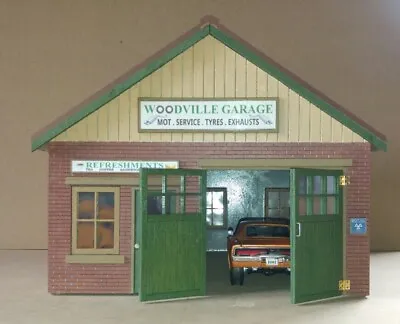 Wodville Service Garage For 1:24 Scale 1:25 Scale Model Cars Brand New In Bag • £99.99