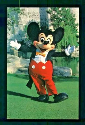 Postcard Disney World Mickey Mouse Welcomes You To The Magic Kingdom. I2 • $3.99