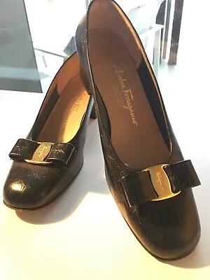 Salvatore Ferragamo Navy Pump Size 10b • $130