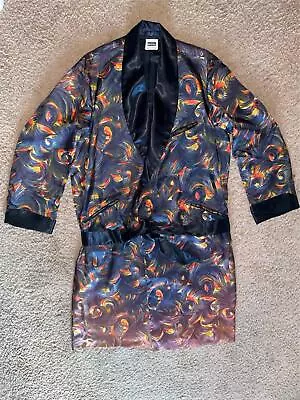 VTG 50s MENS LARGE SATIN SMOKING BELTED ROBE RAINBOW PRINT FEATHER JACKET • $175