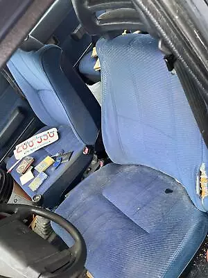 Front Seat VOLVO 240 SERIES 88 • $195