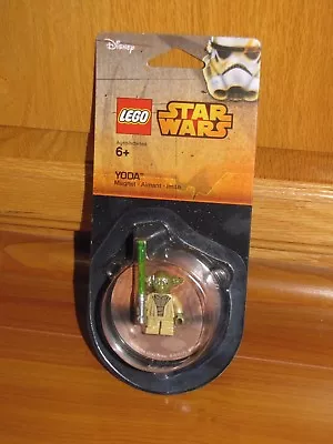 Disney Lego STAR WARS Yoda Magnet Mini Figure With Light Saber Sealed NiSB • $17.10