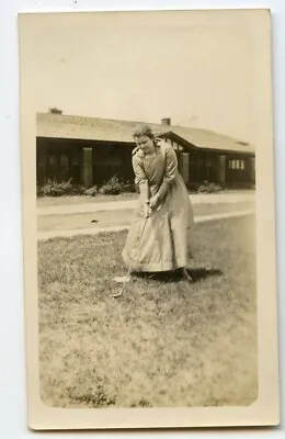 N287 Vintage Photo VICTORIAN WOMAN WITH GOLF CLUB  C Early 1900s Late 1800s • $7.50