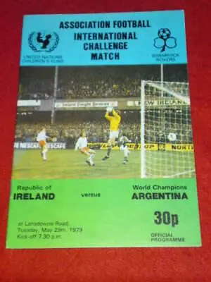 £2.99 • Buy 1979  Republic Of  Ireland V Argentina - Inc Diego Maradonna 