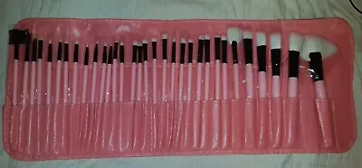 32 Pc Makeup Brush Set With Carry Pouch - PINK - NEW • $7.99