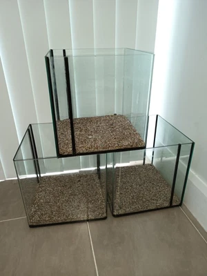 $40 • Buy 43 L Fish Tank - 35 X 35 X 35 Cm